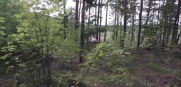 trendsHorny Girlfriend Loves To Walk Naked In The Woods